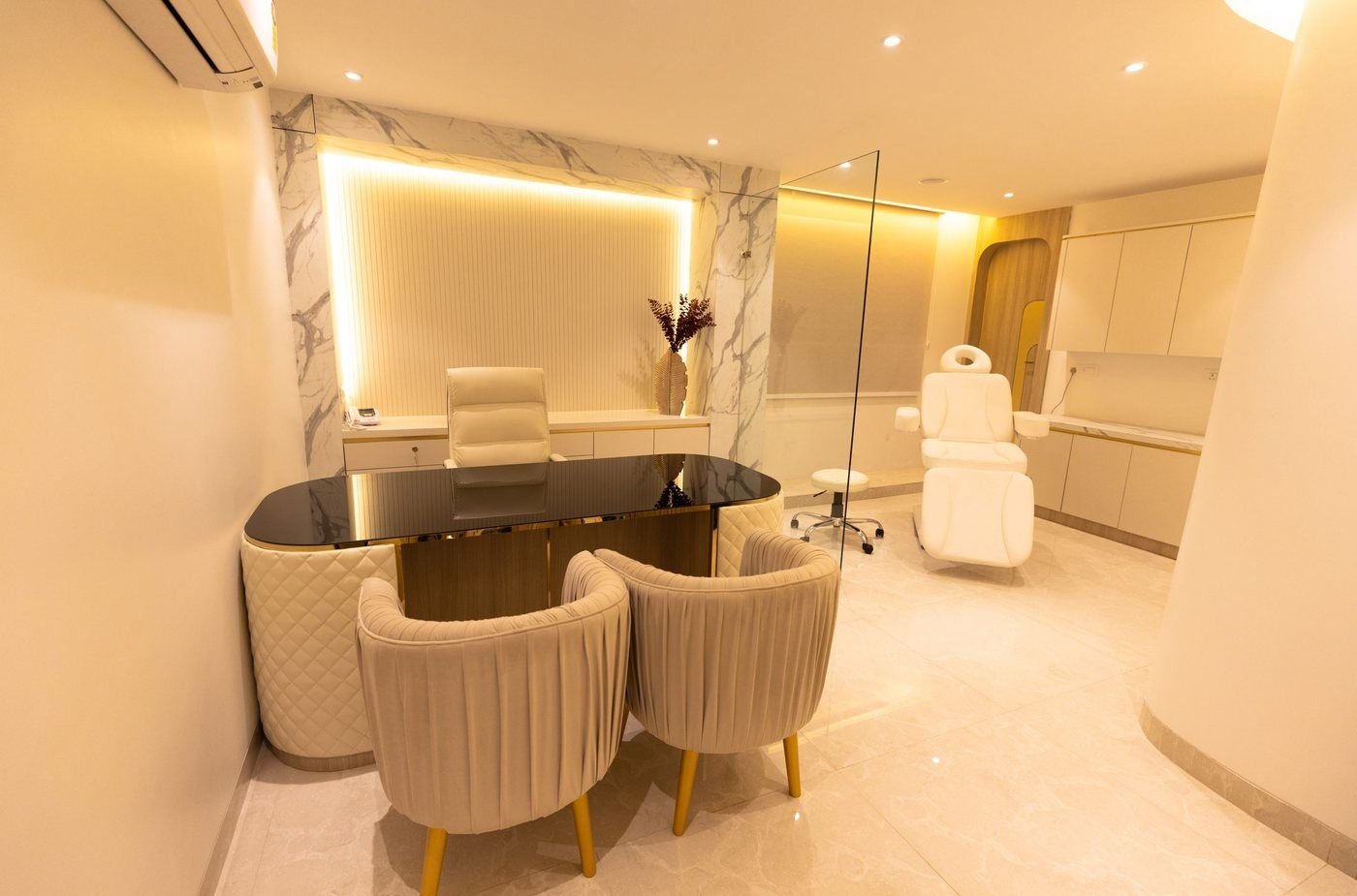 Consultation room at Amber